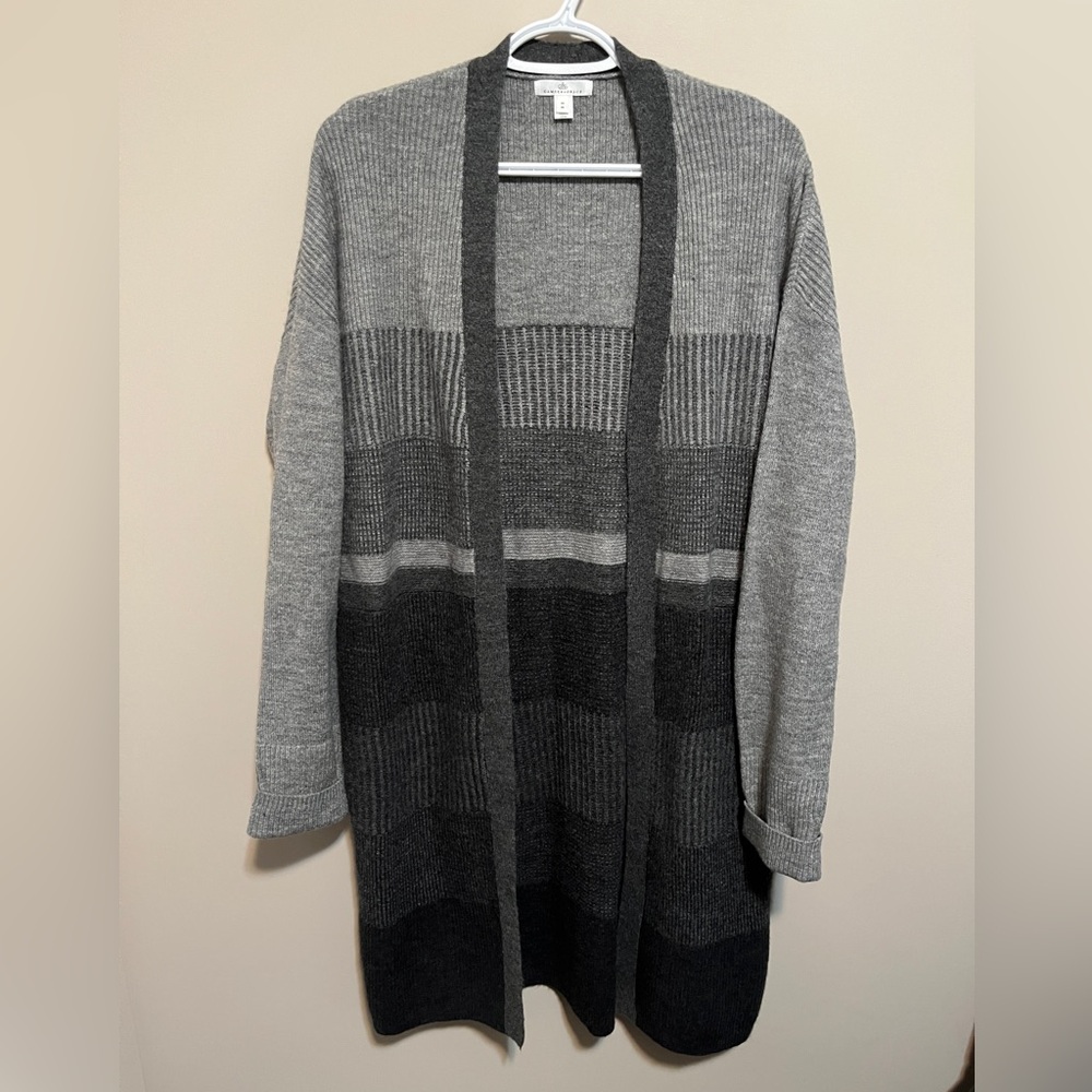 Camber & Grace Gray and Black Women's Cardigan, size M